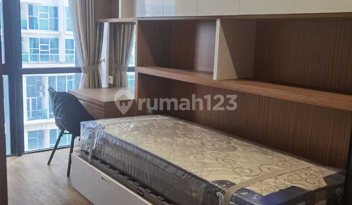 Lokasi Strategis Dekat Toll, Universitas Dan Privat Lift 2