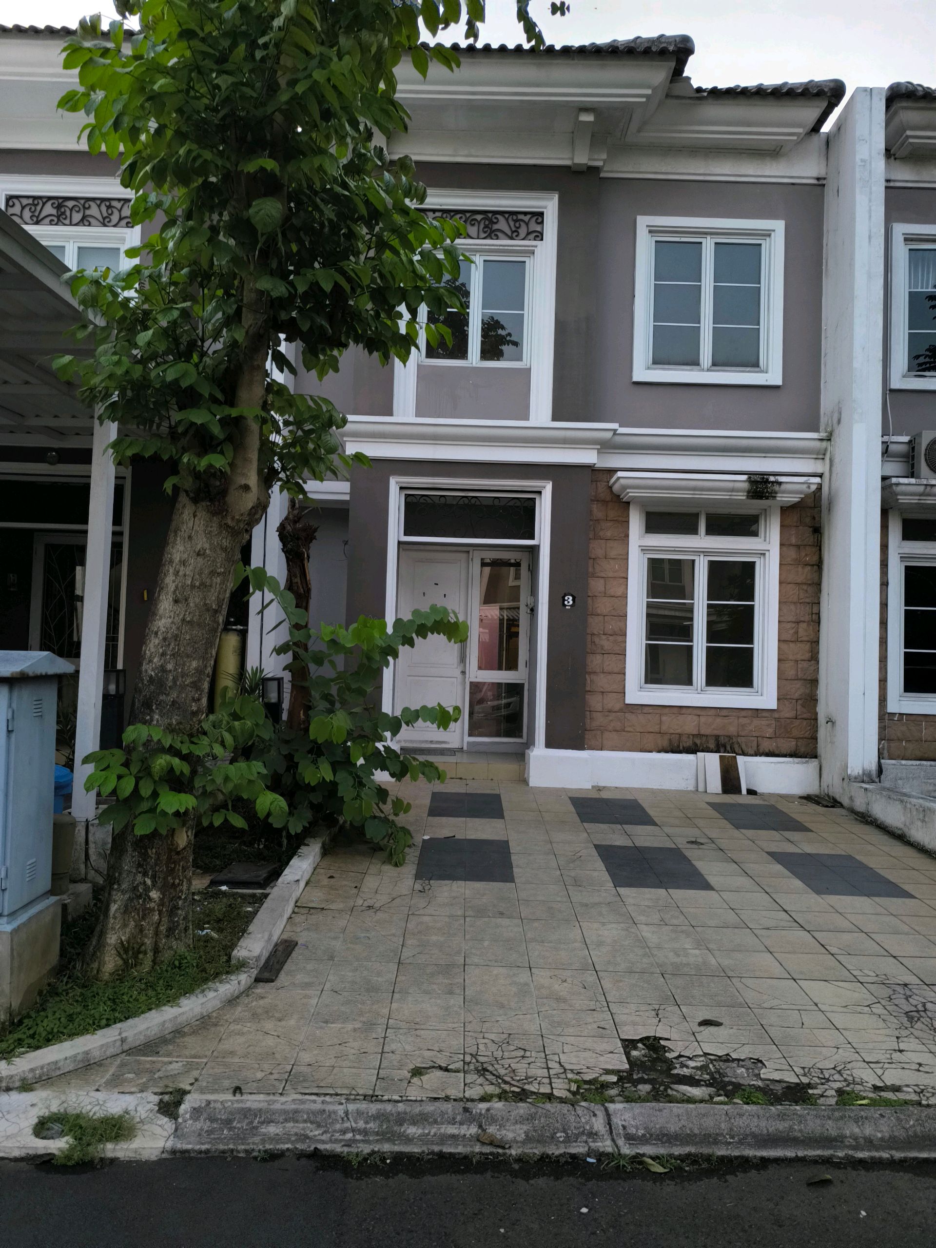 Lokasi Strategis Dekat Toll, Pasar, Mall