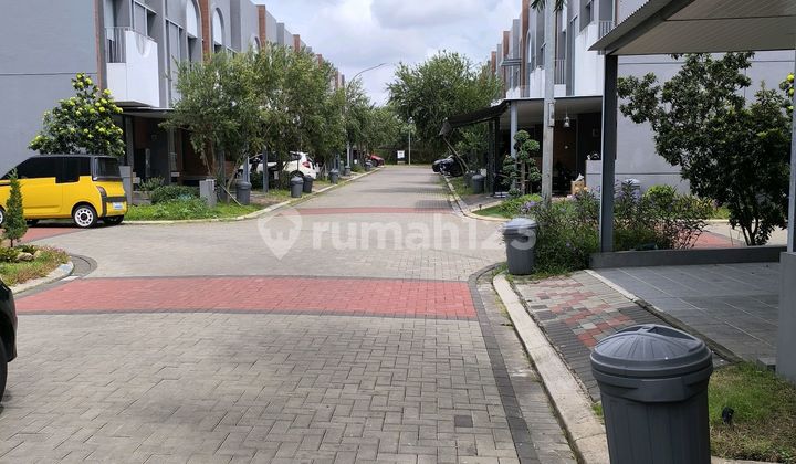 2lantai Fully Furnished Dekat Toll 2