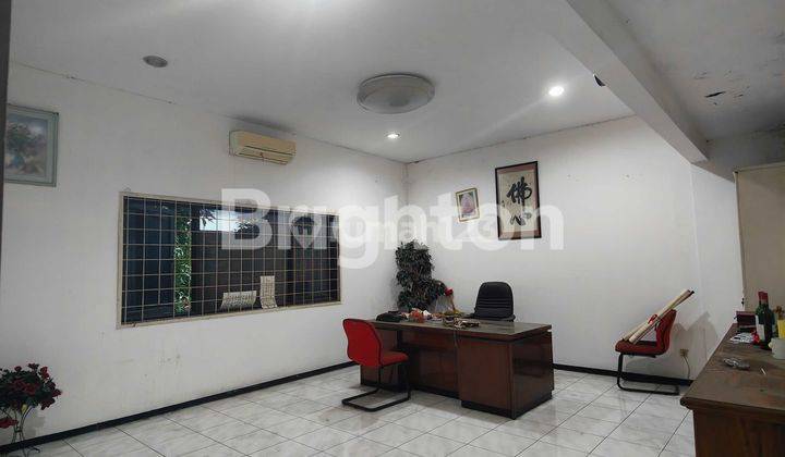 Rumah Usaha Jalan SERUNI PUsat Kota Surabaya, Lokasi Strategis Dekat Hi Tech Mall, Perbankan (BCA, BRI, Mandiri, Panin), Hotel dan Perkantoran 2