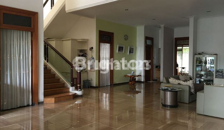 Ready-to-Occupy Luxury Home ARAYA 1 - Galaxy Bumi Permai East Surabaya Ready-to-Occupy Luxury Home ARAYA 1 - Galaxy Bumi Permai East Surabaya