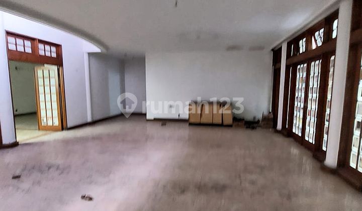 For Sale Well-Maintained House in a Strategic Location on Jl. Metro Pondok Pindah, South Jakarta 2