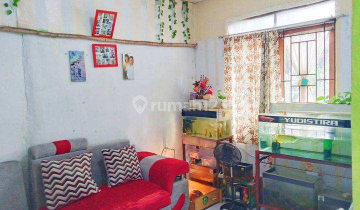 Rumah hook dalam komplek di bekasi SHM Bagus 2