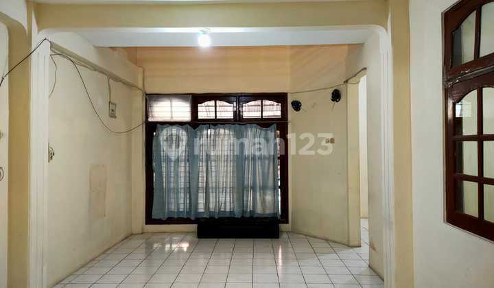 Dijual Rumah 1.5Lt di Duri Kepa, Uk 7X15m2, Harga Rp1.6 M.