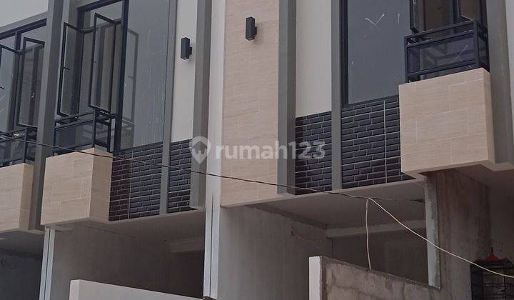 DIJUAL RUMAH BARU 3LT DI KEDOYA, LUAS TANAH 59M2, HARGA RP 2.15M. 1