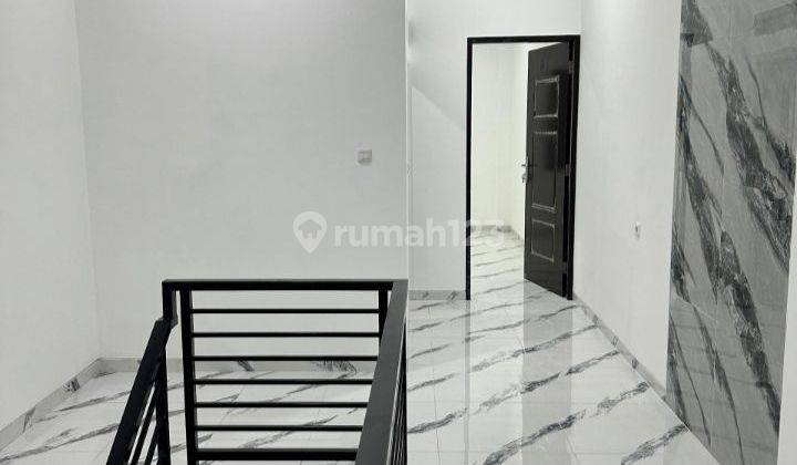 Dijual Rumah Indent 3lt Di Tanjung Duren, Hdp Timur, Harga Rp 2.35m. 2