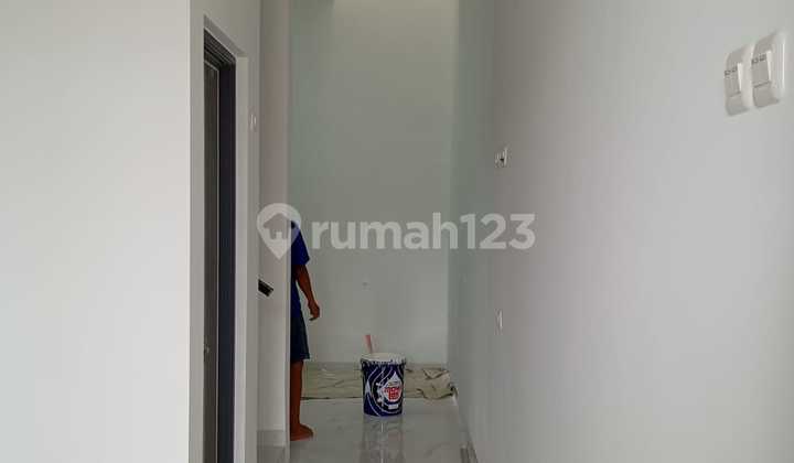 Dijual Rumah Baru 3Lt di Duri Kepa, Uk 4X13m2, Harga Rp 1.9M. 2