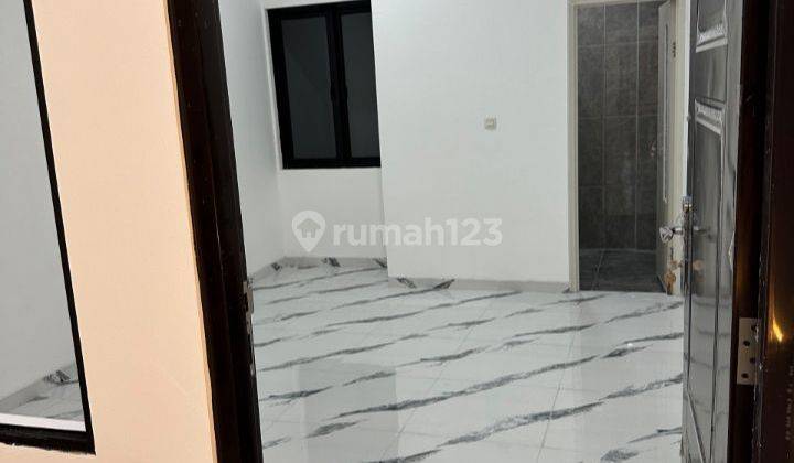 Dijual Rumah Indent 3lt Di Tanjung Duren, Hdp Timur, Harga Rp 2.35m. 2