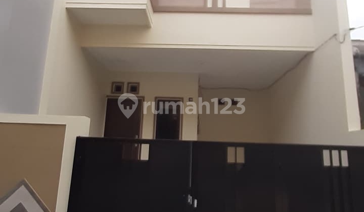 Dijual Rumah Baru 3Lt di Duri Kepa, Uk 4.8X13m2, Harga Rp 1.95M.m.