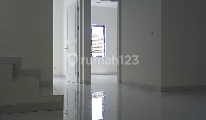 Dijual Rumah Baru 3Lt Uk 6X12.5m2, di Duri Kepa, Hrg Rp 2.95M. 2