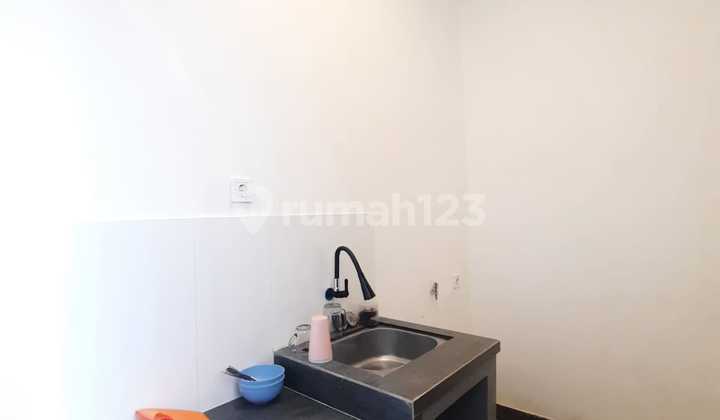 Nice 2-Story House in Palm Village Cinangka. Unfurnished.