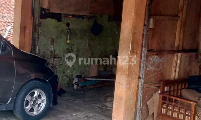 Commercial land along the Ciawi - Sukabumi main road, 1km from Gadog 2