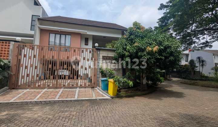 Rumah Huk Layout Bagus Shm Di Villa Cinere Mas