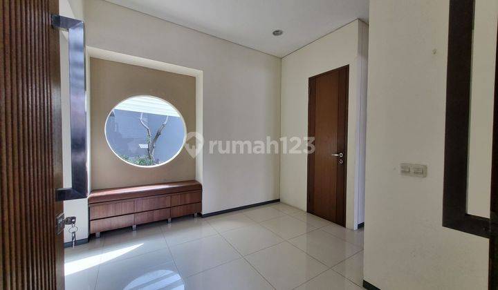 Senopati Disewakan Rumah Bagus Semi Furnished Dengan Swimming Pool + Rooftop 2