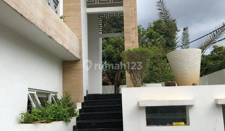 Kemang Selatan Dijual Murah Rumah Mewah 4 Lantai Dengan Lift + Rooftop 1