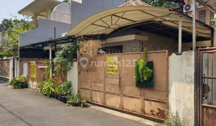 Rumah Tua Jual Dibawah Njop di Jalan Hasyim Ashari Jakpus 2