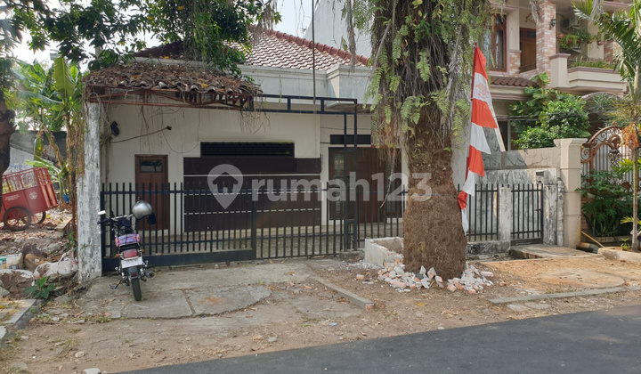 Rumah Tua Hitung Tanah Saja Cempaka Putih Tengah, Jakpus 2