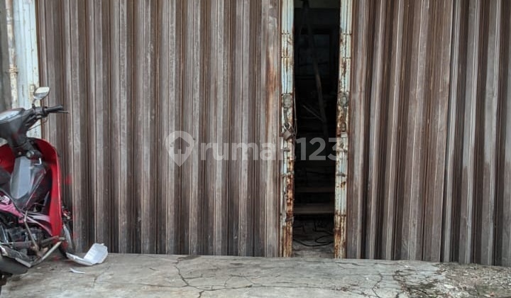 Shop House Needs Renovation, Pinangsia Road, West Jakarta 2