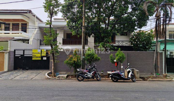 Rumah Mewah Cantik di Karang Bolong, Ancol 1