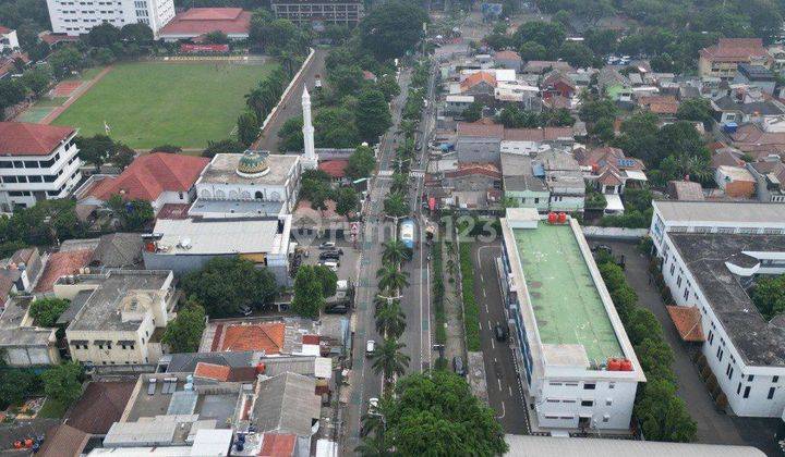 Rumah Kantor Di Pinggir Jalan Ramai Di Ragunan 2