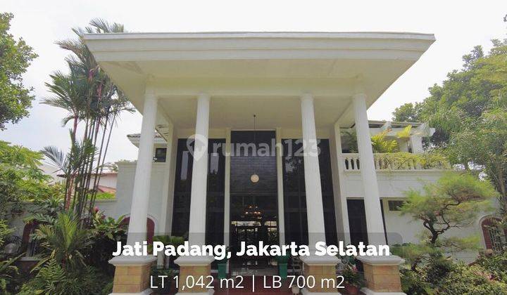 For Sale Classic Luxury House Jati Padang, Jakarta Selatan 1