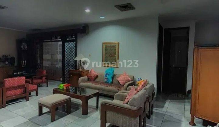 Rumah 2 Lantai Bagus Shm Di Senopati, Jakarta Selatan 2