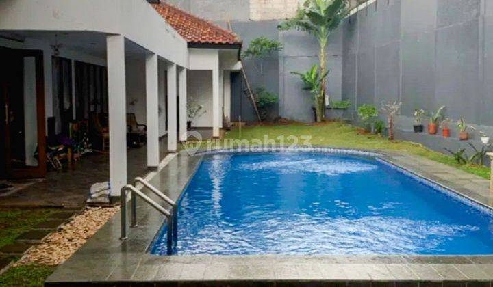 Rumah 2 Lantai Bagus SHM di Kemang, Jakarta Selatan 2