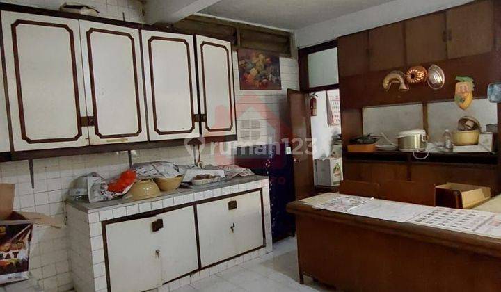 Dijual Rumah Lama Dalam Cluster Area Tenang Di Area Cideng 2