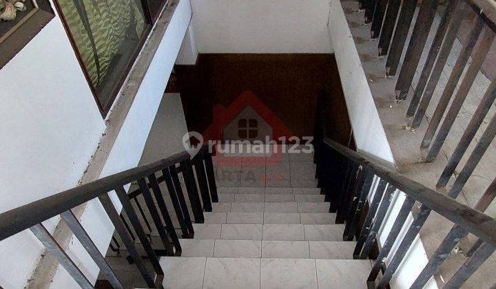 Dijual Rumah Lama Dalam Cluster Area Tenang Di Area Cideng 2