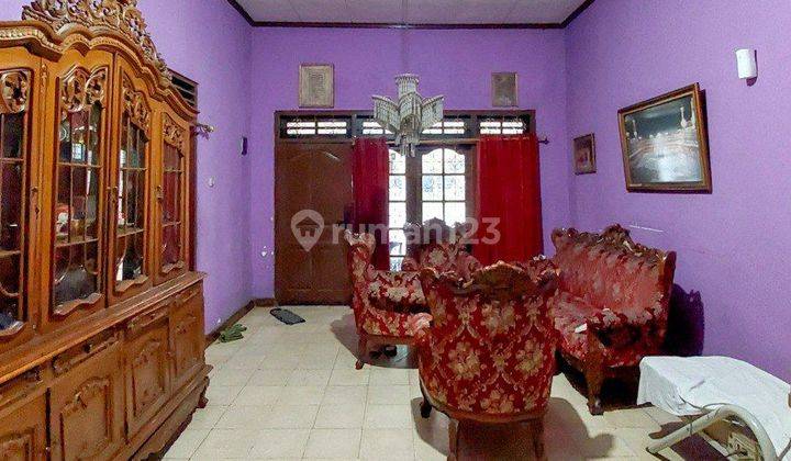 Dijual Rumah Lama Hitung Tanah Di Pinggir Jalan di Pulo Gadung 2