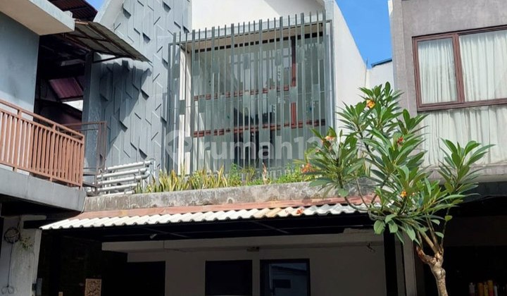 Rumah Cantik Siap Huni Lokasi Strategis Di Cilandak Timur