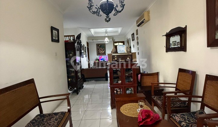 Rumah Lama Terawat Siap Huni Di Ciputat Tangsel 2