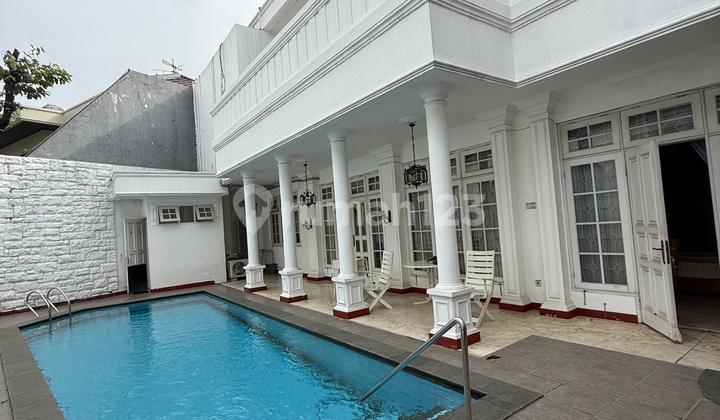 Rumah Siap Huni di Permata Hijau, Jaksel