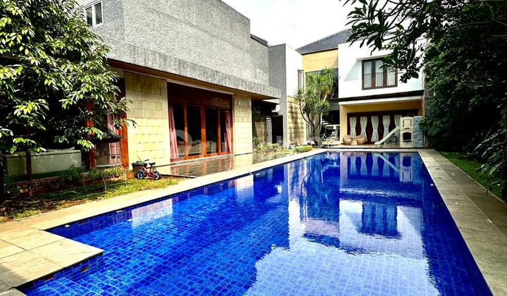 Beautiful Ready-to-Live House in Complex in Tanjung Barat, South Jakarta Beautiful Ready-to-Live House in Complex in Tanjung Barat, South Jakarta