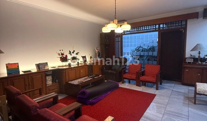 Rumah Layak Huni Lokasi Strategis Di Area Senopati Jaksel