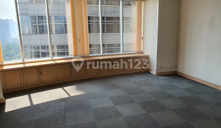 Great Ready-to-Use Workspace in Sudirman Tower, South Jakarta
