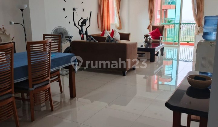 Ready-to-Occupy Penthouse at Green View Apartments Pondok Indah
