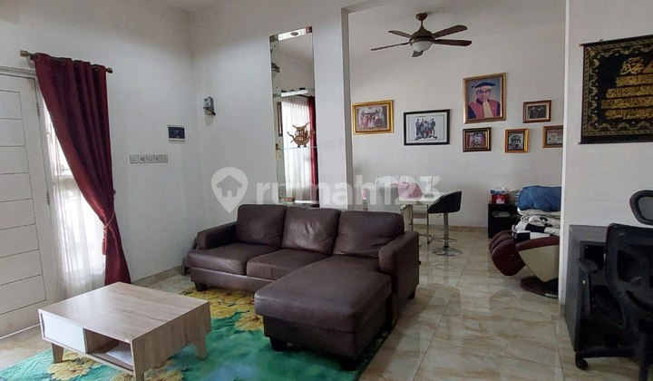 Rumah Bagus Dalam Komplek Harga Menarik Di Petukangan Utara