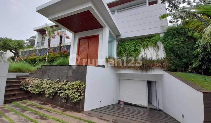 Brand New House Modern Tropical Minimalis W/ Private Lift Brand New House Modern Tropical Minimalis W/ Private Lift