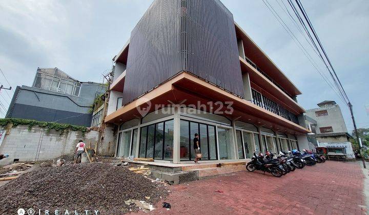 RUKO 3LANTAI SHM LOKASI STRATEGIS DI CIKUTRA CIGADUNG BANDUNG