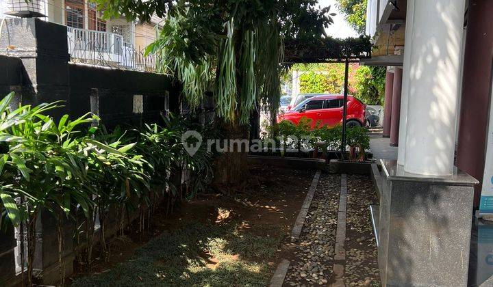 Rumah Hoek Shm 3lantai Terawat Dekat Cisitu Dago Bandung Kota 2