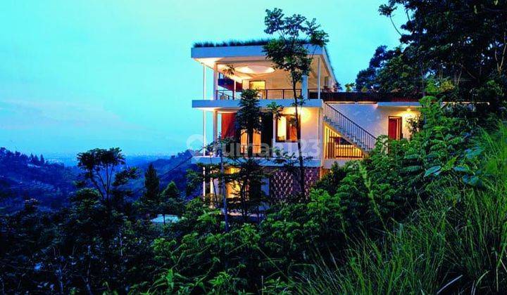 VILLA 4LANTAI FULL FURNISHED KOLAM RENANG DI DAGO KOTA BANDUNG 1