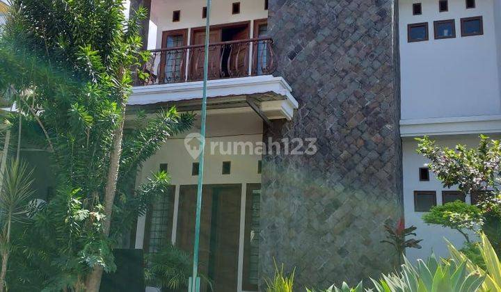 RUMAH 2LANTAI SHM SANGAT TERAWAT DI CIGADUNG DAGO KOTA BANDUNG 1