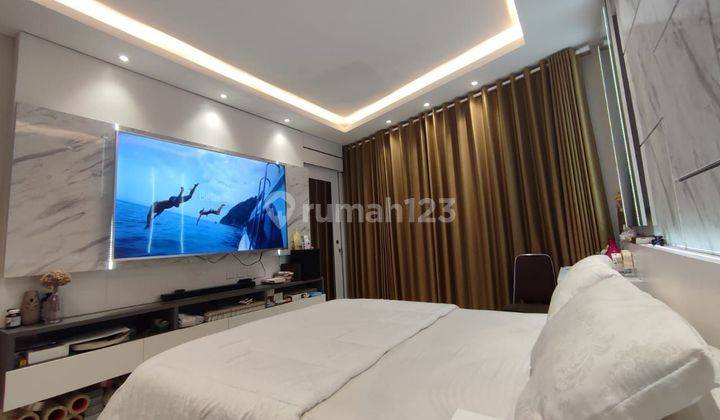 RUMAH LUX 3LANTAI FULL FURNISHED DI SAYAP DAGO BANDUNG KOTA  1