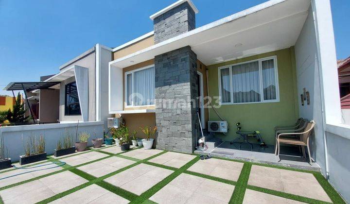 Rumah 2lantai Semi Furnished Di Setra Dago Antapani Bandung 1