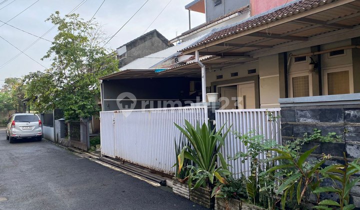 Rumah Siap Huni di Jantung Antapani Harga di Bawah 1 Miliar SHM Rumah Siap Huni di Jantung Antapani Harga di Bawah 1 Miliar SHM