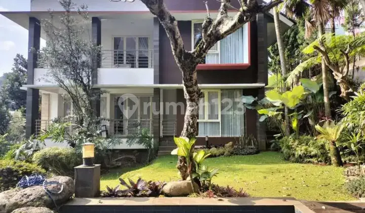Rumah Mewah Semi Villa Kawasan Bandung Utara Resort Dago Pakarr