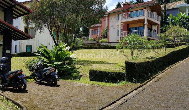 Rumah 2 Lantai Di Villa Istana Bunga Lembang SHM Bagus 1