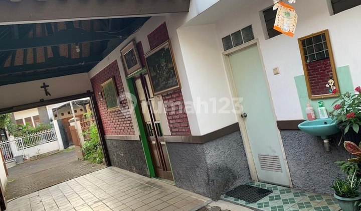 Spacious House in the Heart of Antapani, Suitable for Boarding or Luxury Living 2