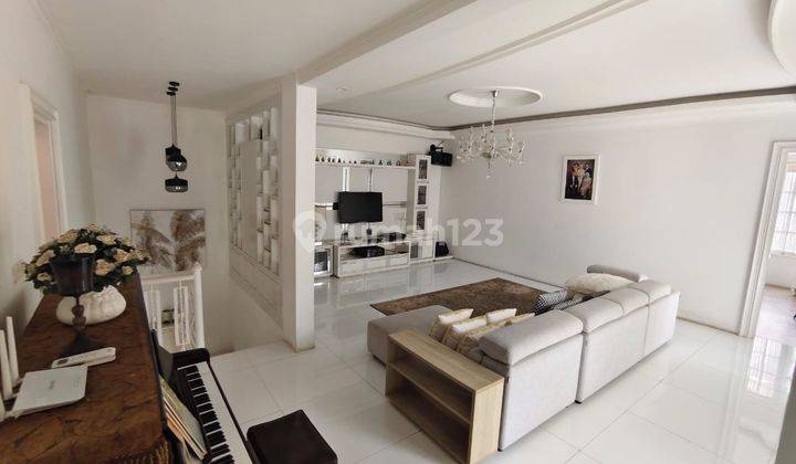MURAH PISAN Full Furnished Mewah di Perumahan Elite Pondok Hijau MURAH PISAN Full Furnished Mewah di Perumahan Elite Pondok Hijau